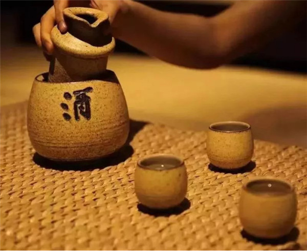 月下一杯酒，萬事盡浮休。65.jpg